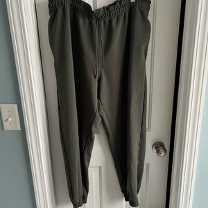 Athleta Metropolis  Jogger Pants